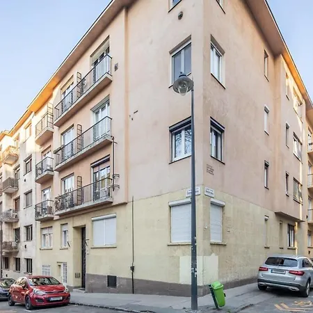 Vintage Romantic For Couples On Buda Hills بودابست