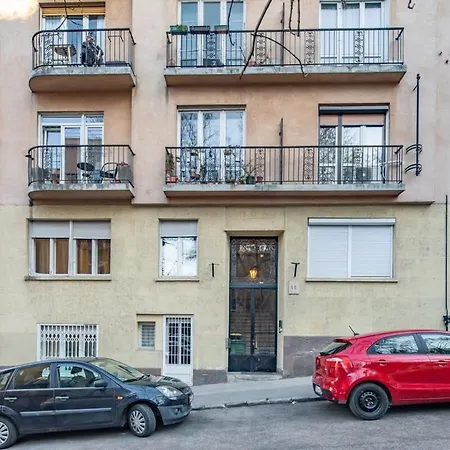 Vintage Romantic For Couples On Buda Hills شقة بودابست