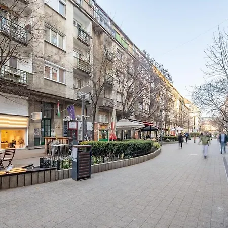 شقة Vintage Romantic For Couples On Buda Hills بودابست