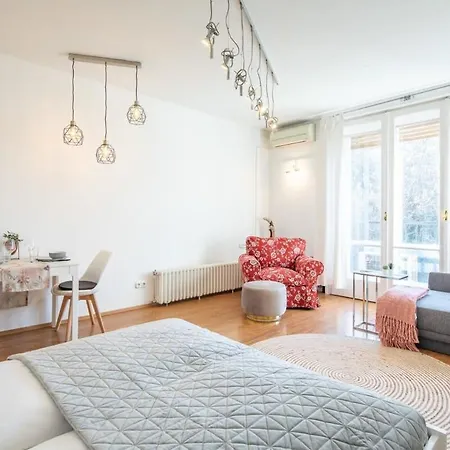 Daire Vintage Romantic For Couples On Buda Hills *