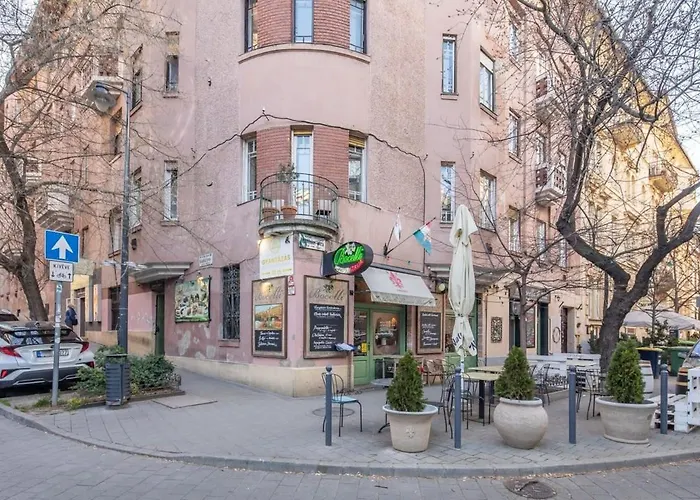 Vintage Romantic For Couples On Buda Hills Apartament *